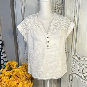 FRYE Elegant Cream Lace Women's Casual White Muslin Top